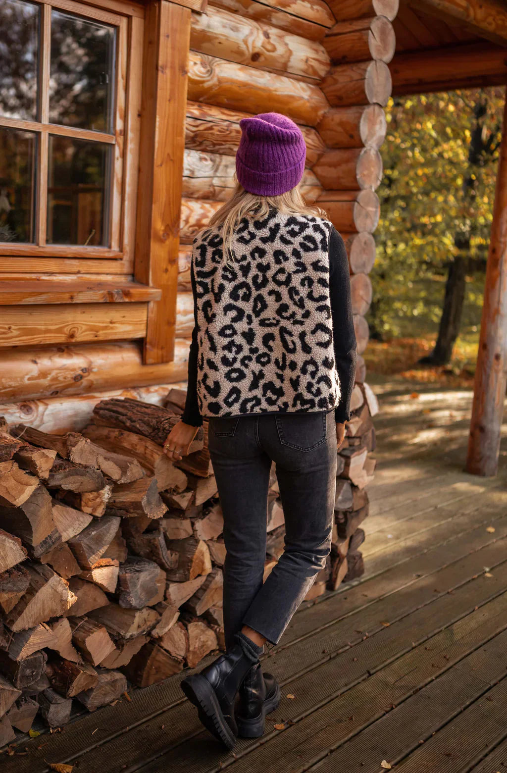 ASTRID™ |  Le gilet en maille léopard