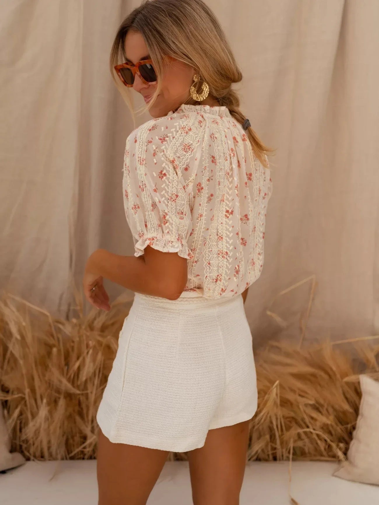 ELINA™ | La blouse à fleurs